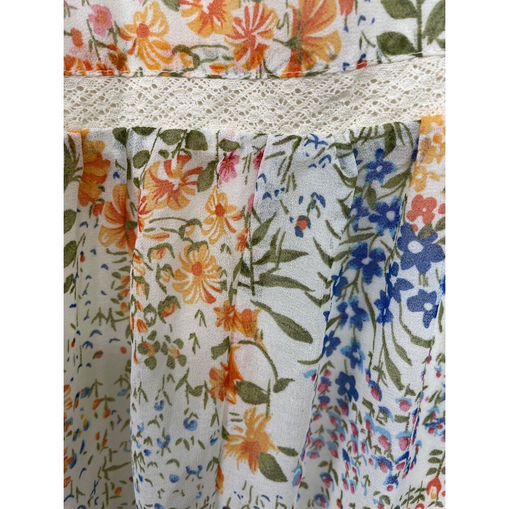 Floral Midi Dress with V-Neck and Short Sleeves - Picture 4 of 7